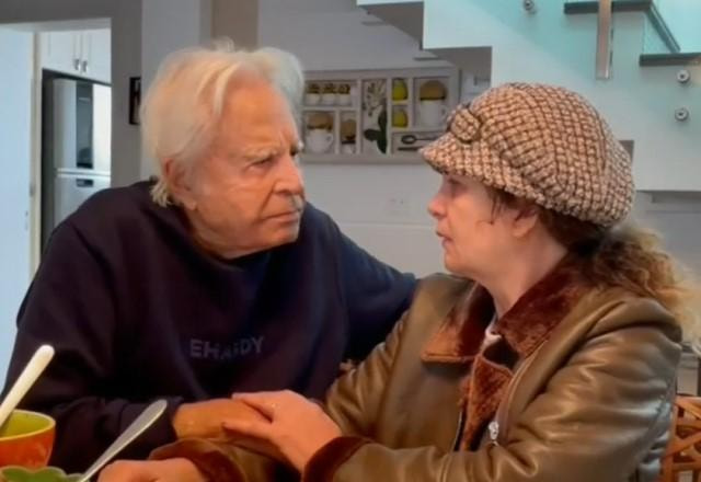 Cid Moreira e a esposa, Fátima Sampaio, em vídeo de pronunciamento