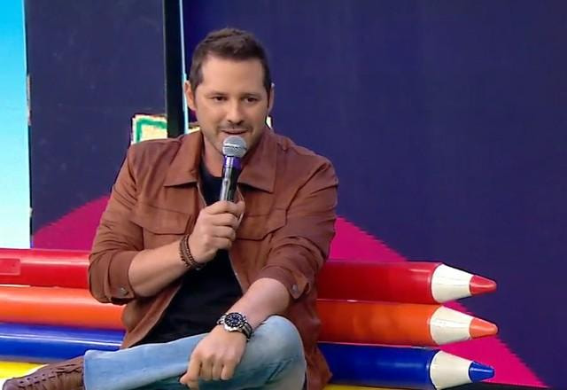 Dony De Nuccio no palco do Programa Raul Gil