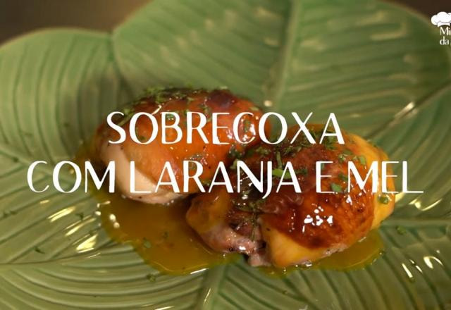 sobrecoxa com laranja e mel prontos