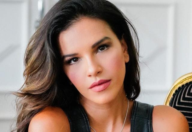 A atriz Mariana Rios