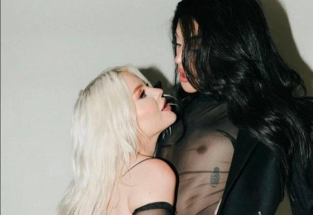 Pabllo Vittar e Luísa Sonza posam para ensaio