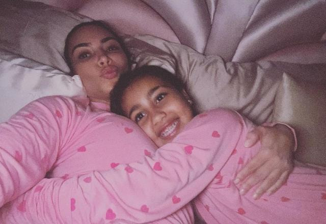 Filha mais velha de Kim Kardashian chama atenção da web: Como está grande