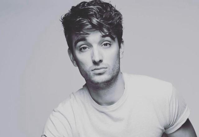 Foto preto e branco de Tom Parker