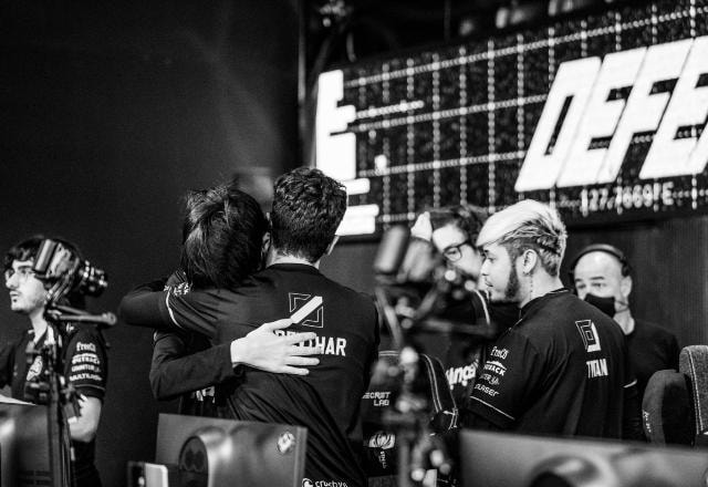 Foto da RED Canids Kalunga após a eliminação no MSI 2022