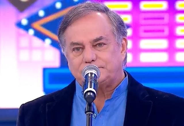 Ronnie Von durante o Programa do Ratinho.