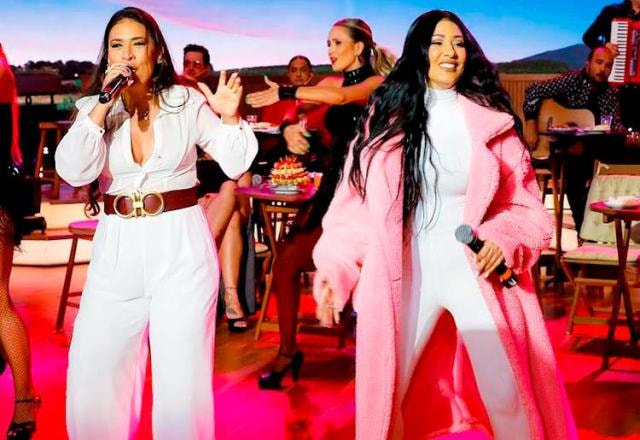 A dupla Simone e Simaria