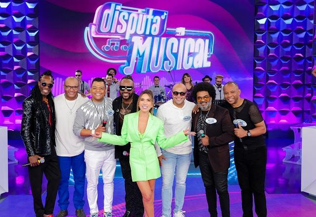 Patricia Abravanel com Ara Ketu e Negritude Júnior
