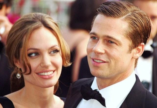 Angelina Jolie e Brad Pitt posam no tapete vermelho do Festival de Cannes