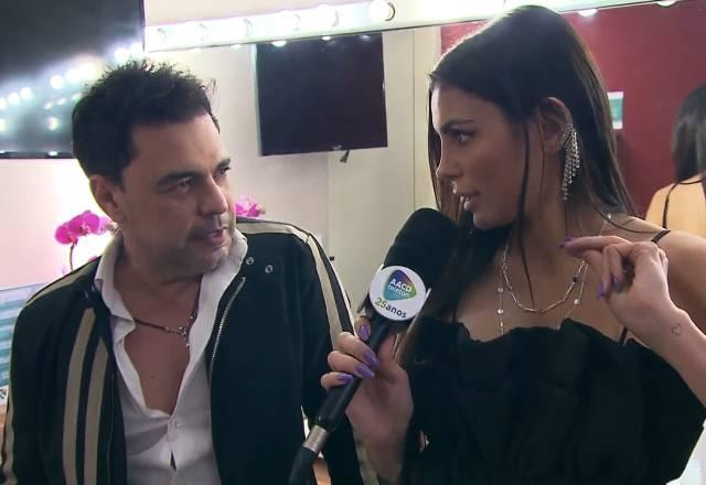 Zezé Di Camargo conversando com Gabby Cabrini em evento do Teleton