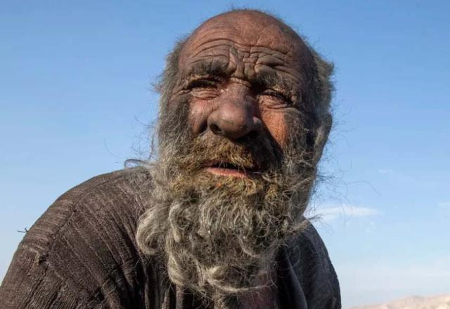 Iraniano conhecido como o homem mais sujo do mundo