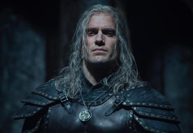 Imagem promocional de Henry Cavill como Geralt em The Witcher