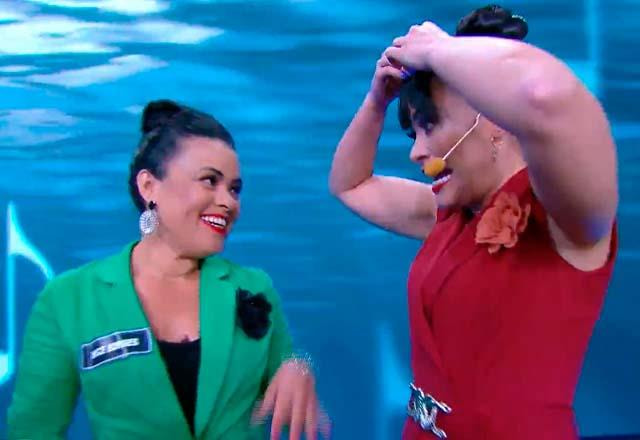 Milene Pavorô e a sua sósia durante o Programa do Ratinho.