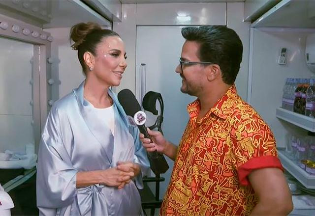 ivete sangalo e repórter do SBT Folia