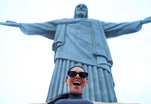 Simaria aos pés do Cristo Redentor