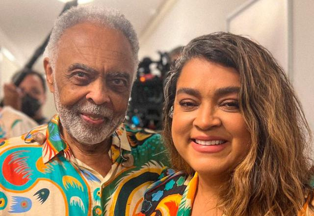 Preta Gil e Gilberto Gil tiram selfie juntos