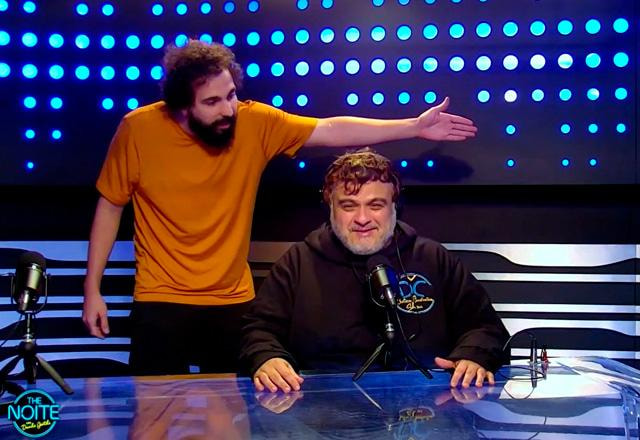 Murilo Couto e Diguinho Coruja durante o The Noite.