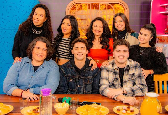 Parte do elenco de Chiquititas participa do Especial 10 Anos da novela