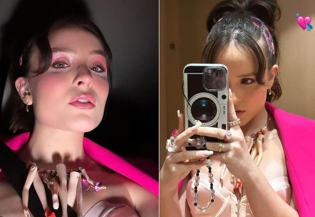 Larissa Manoela tira selfies com look todo rosa