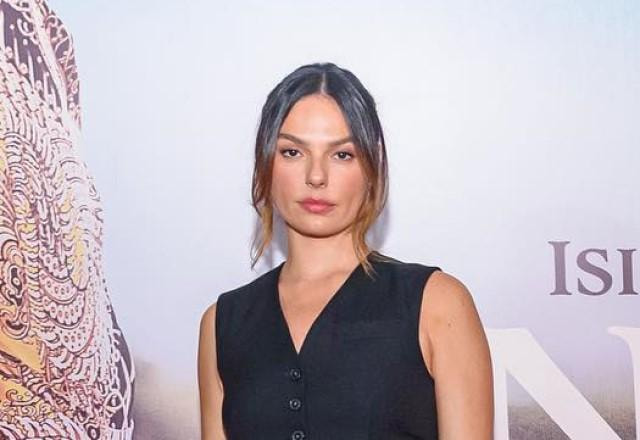 Isis Valverde
