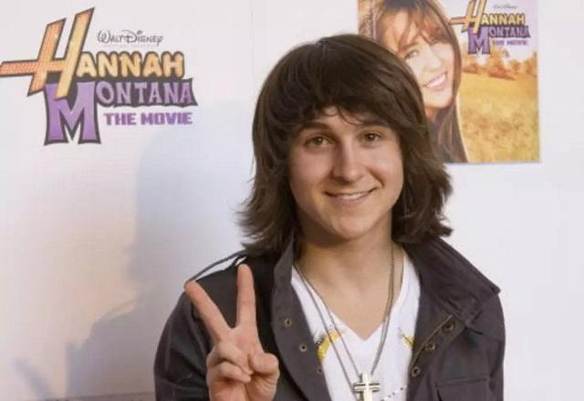 Mitchel Musso em premiere de Hannah Montana, o filme