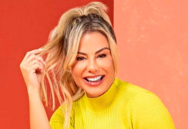 A jornalista Poliana Rocha