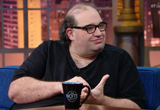Sérgio Sacani no The Noite.