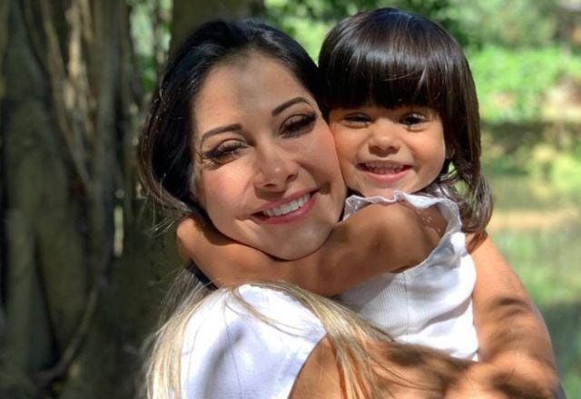 Maíra Cardi e a filha Sophia
