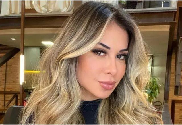 Maíra Cardi