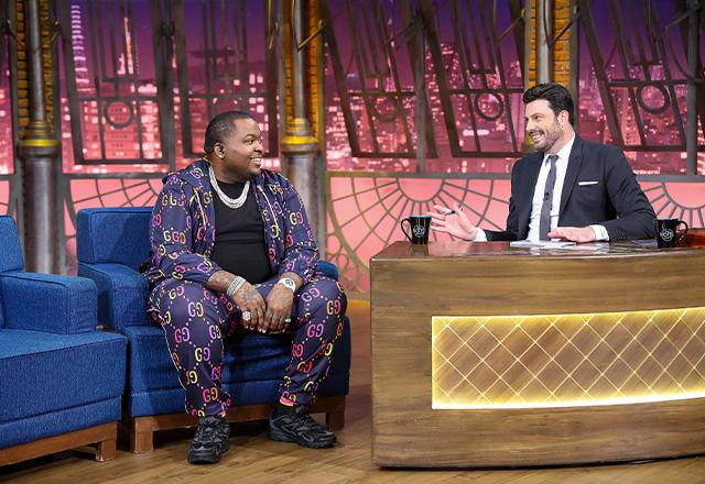 Sean Kingston e Danilo Gentili durante o The Noite.