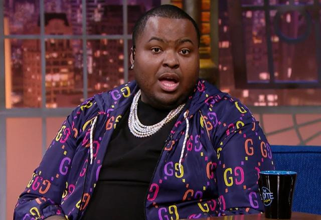 Sean Kingston no palco do The Noite.