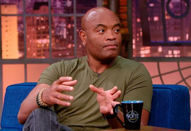 Anderson Silva durante o The Noite.