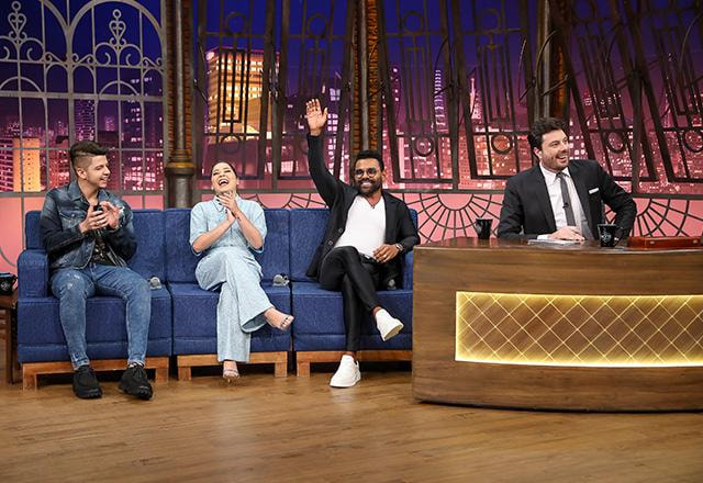 Nadson - O Ferinha, Marília Tavares, Pablo e Danilo Gentili no palco do The Noite.