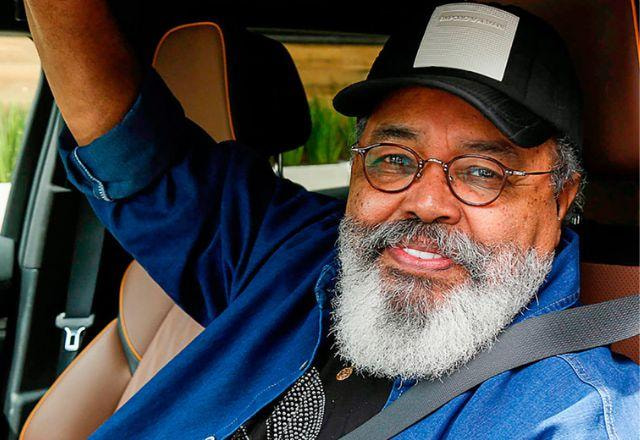O sambista Jorge Aragão