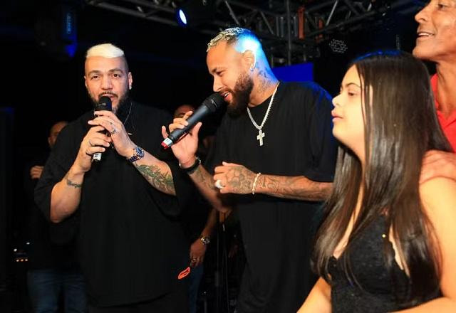 Neymar, belo e Romario