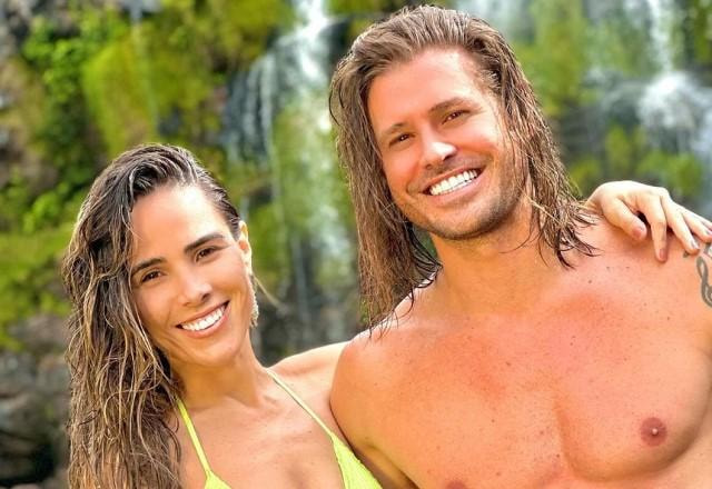 Dado Dolabella posa sorrindo com Wanessa em cachoeira