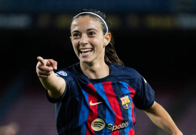 Foto de Aitana Bonmatí, parte do elenco dos Warm Ups do TOTS de EA SPORTS FC 24