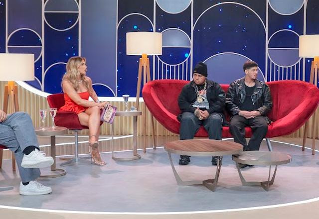 Virginia, MC Ryan e Zé Vaqueiro durante o Sabadou.