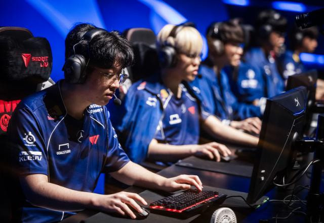 T1 Playoffs 3 MSI 2024