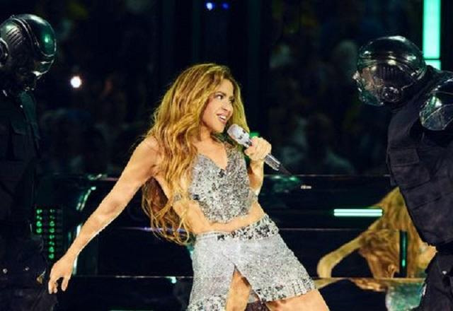 Shakira cantando na Copa América