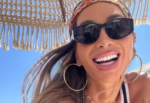 Maya Massafera curte férias na Grécia com Anitta e planeja romance de verão