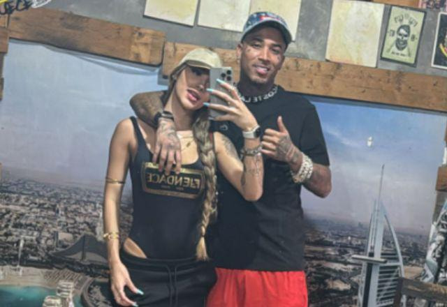 Bia Miranda e Gato Preto têm noite romântica após polêmicas recentes