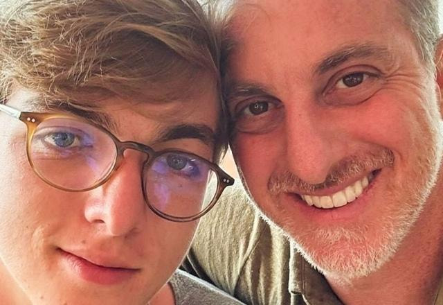 Foto de Joaquim Huck junto com seu Pai Luciano Huck