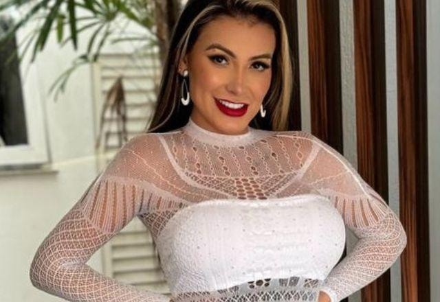 Andressa Urach em foto