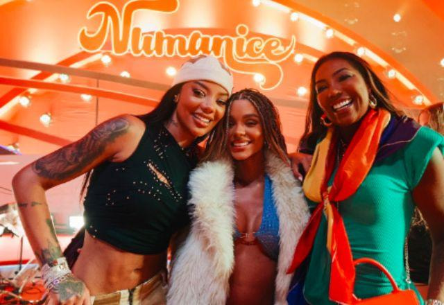 Brunna Gonçalves, Ludmilla e mãe