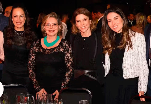 silvia, cintia, receba abravanel  e danila beyruti