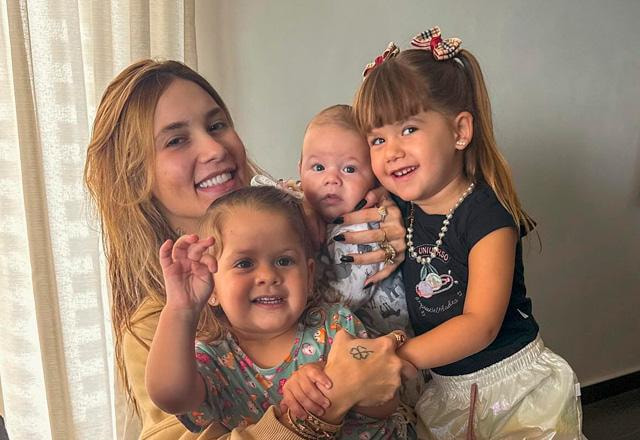 Virginia Fonseca com os filhos