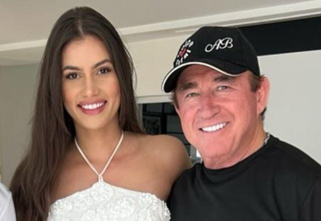 Amado Batista e Calita Franciele em foto