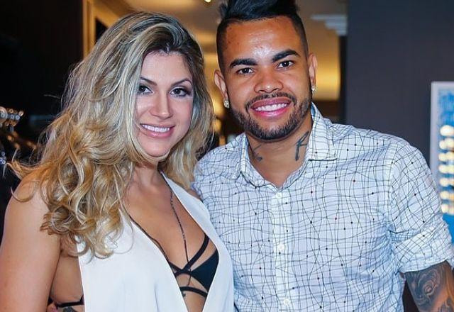 Dentinho e Dani Souza em foto