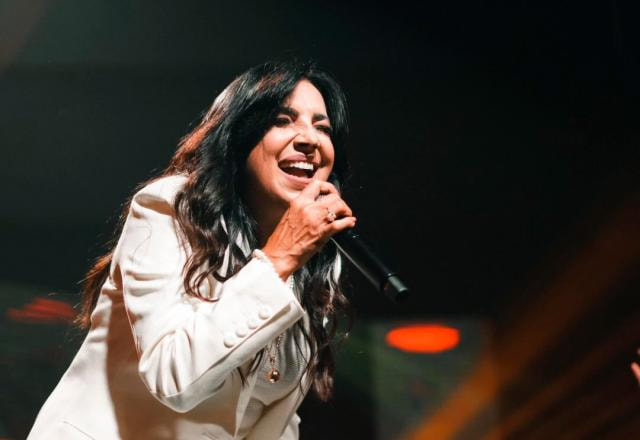 A cantora Eyshila