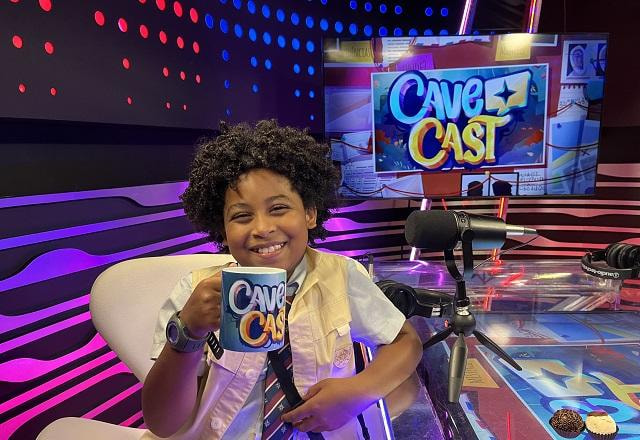 Laura Castro, Nicholas Torres e Vitinho Lima no CaveCast.
